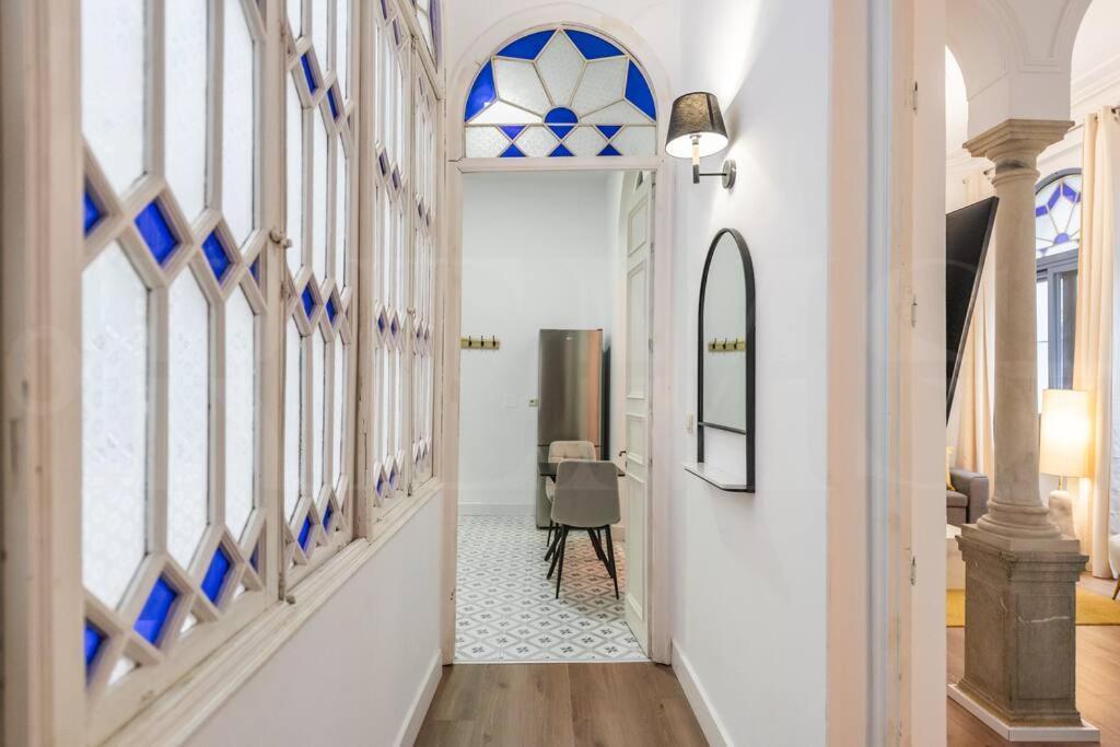 Historic Gem With Modern Comfort By Rems Appartement Málaga